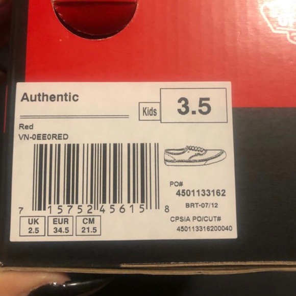 Vans - Picture 3 of 3